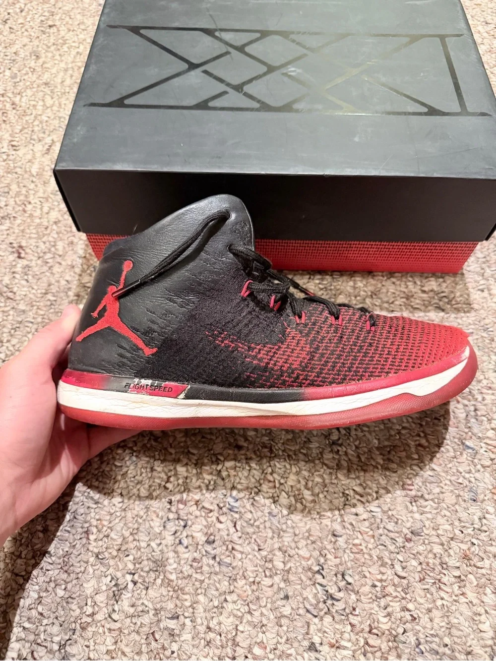 Air Jordan 32 “BANNED” Size 11
